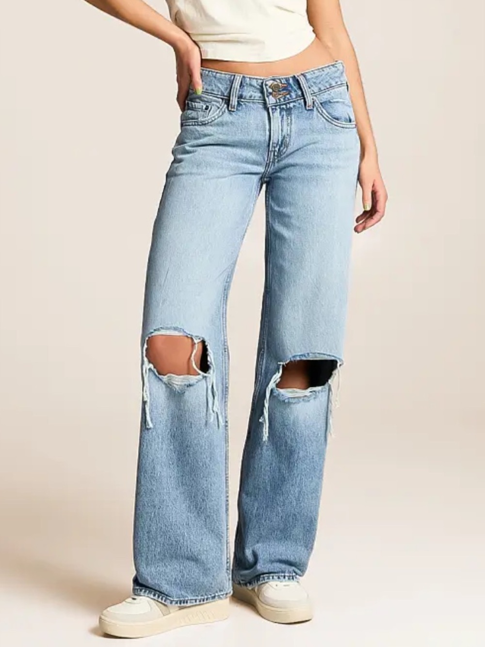 NWT Levi’s Super Low Rise Loose Ripped Baggy Wide Leg Jeans Size 28